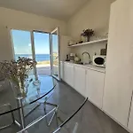 Hotel Achinos 4*