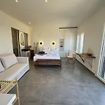 Hotel Achinos
