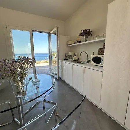 Hotel Achinos 4*